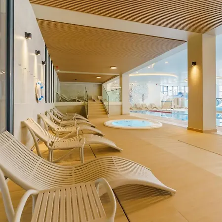 公寓 Polanki Aqua Family Retreat - Comfort, Wellness & Pool